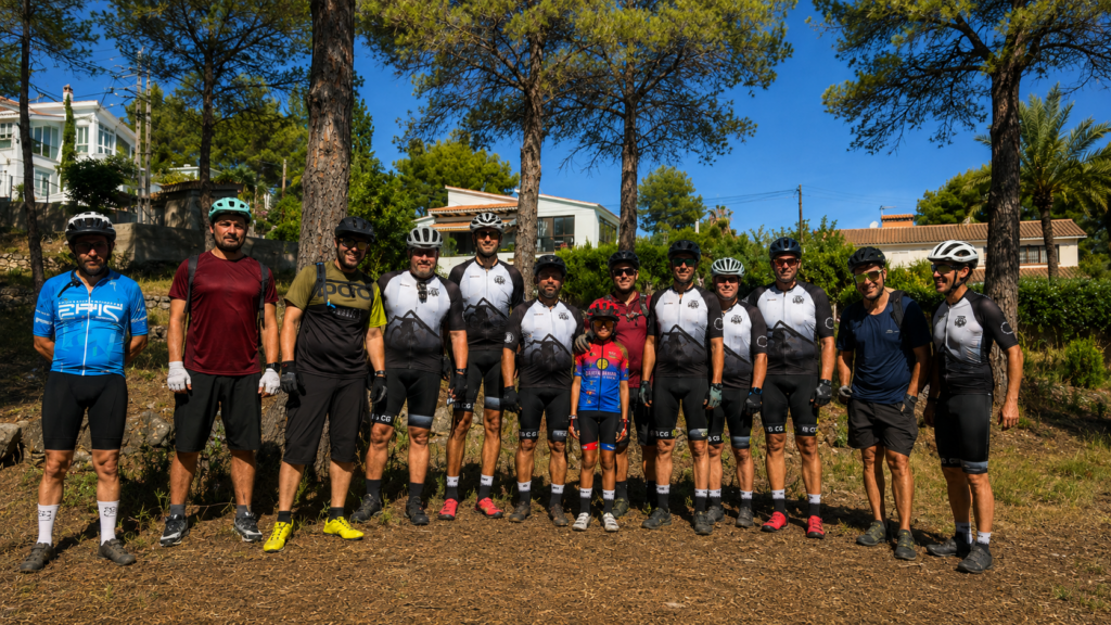 Miembros del Club MTB Castellón en una salida en grupo